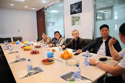 江苏有线扬州分公司开展进社区营销服务活动