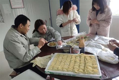 校团委举办“弘扬传统文化，喜迎冬至佳节”包饺子比赛-安阳工学院