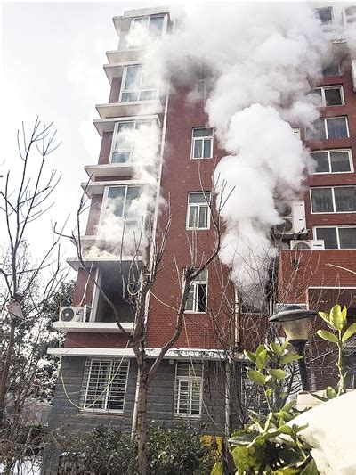 天然气使用不当 居民楼发生爆炸 -中国燃气网