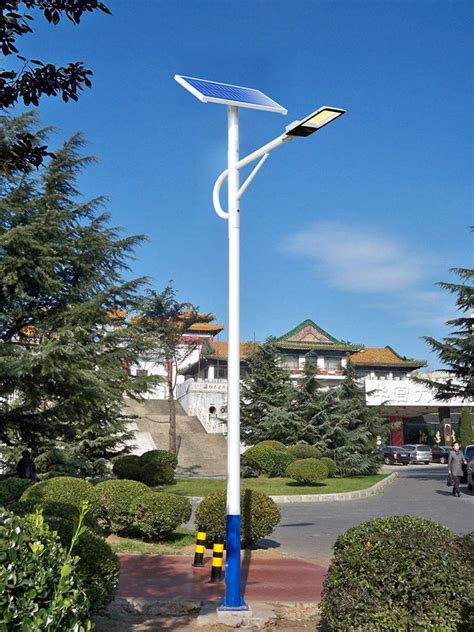 太阳能led路灯在旅游景区安裝的优点比较多
