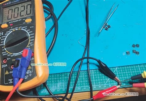 电磁炉上8050和8550三极管，如何检测好坏？教你方法其实很简单_腾讯视频