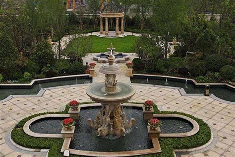 如何打造别具一格的庭院小喷泉？从设计要素与方法的角度分析-山东雅韵水景喷泉