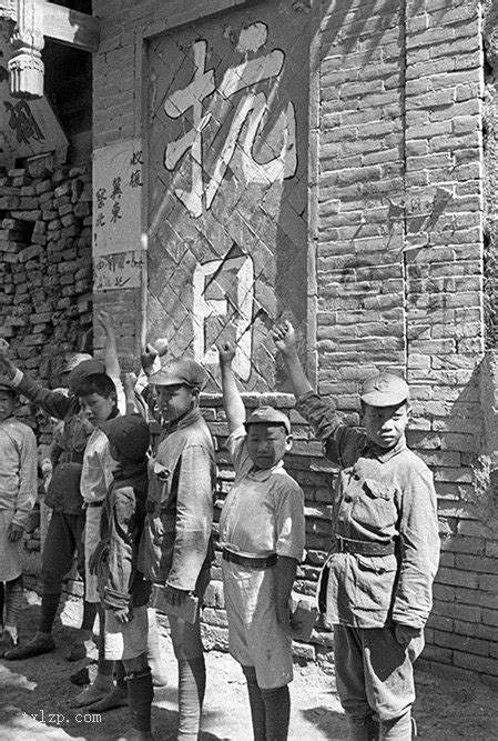 1944年晋绥抗日少年兵老照片-天下老照片网