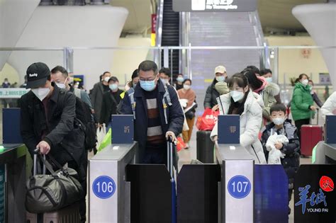 27日广州南站开行列车1148列，刷新建站以来历史纪录|列车|高铁|旅客_新浪新闻