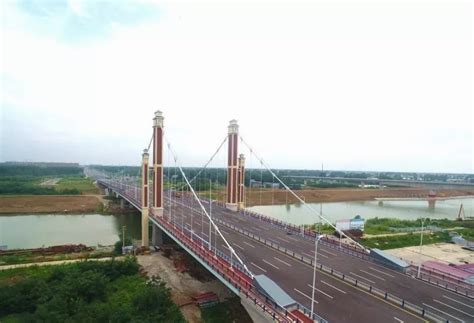 安徽阜阳：颍河特大桥建设如火如荼-人民图片网