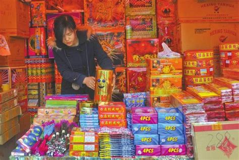 成都中心城区672个烟花爆竹销售点正式开卖(图)_大成网_腾讯网