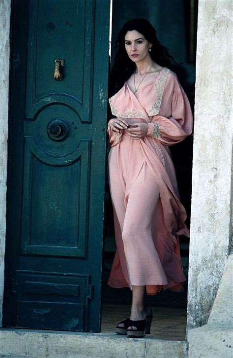 《西西里的美丽传说》女主角莫妮卡贝鲁奇美照