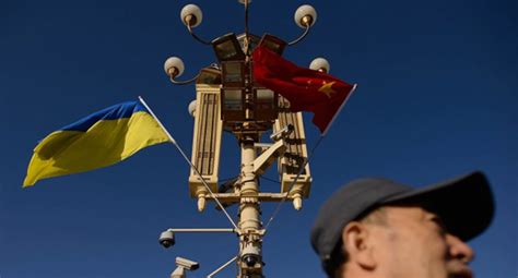 乌专家提议：把乌克兰“卖给”中国 从而取得保护_手机新浪网
