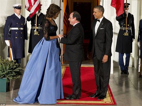 奥巴马夫人穿7万元蕾丝礼服出席宴会_时尚频道_凤凰网