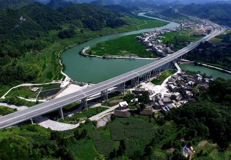 贵州余安高速公路天空之桥平塘大桥视频素材_ID:VCG2215297857-VCG.COM