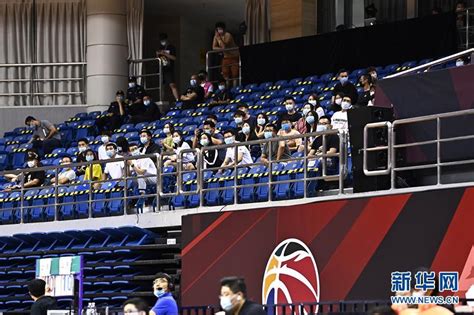 篮球——CBA复赛首次恢复观众现场观看比赛_时图_图片频道_云南网