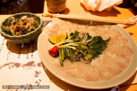 河豚刺身刀法展示,日韩料理,食品餐饮,摄影,汇图网www.huitu.com