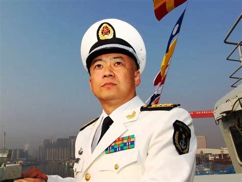 辽宁舰、山东舰的现任舰长都是哪里毕业的？