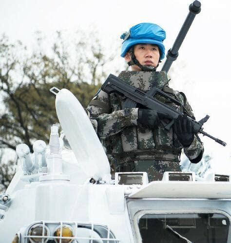 中国第三批赴南苏丹维和步兵营荣获联合国“和平荣誉勋章”