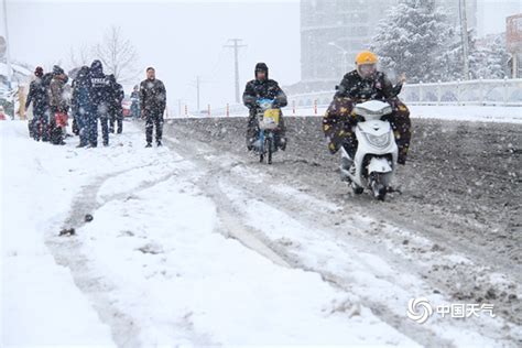 中国多地迎降温降雪 各地全力应对_深圳新闻网