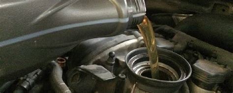 机油粘度大小对发动机有何影响，10年车用什么黏度机油_车主指南