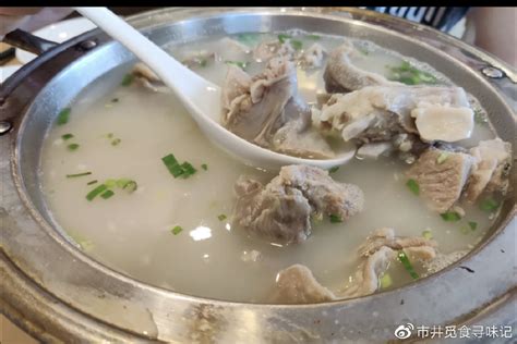 中国“羊肉汤”排行榜，经过评比，这4种羊肉汤名气较大，饱口福__财经头条
