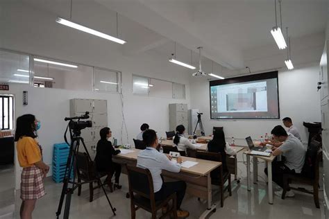 我校组织开展2020年硕士研究生网络远程复试互联互通模拟演练-中国地质大学（武汉）研究生院