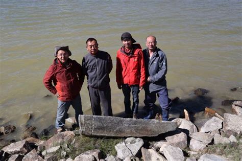新疆“巨石堆阵”之谜：“独目人”来过_手机新浪网