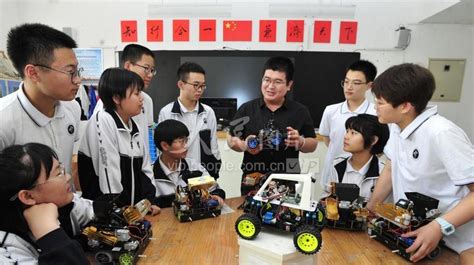 河北沧州：“科技课堂”激发创新力-人民图片网