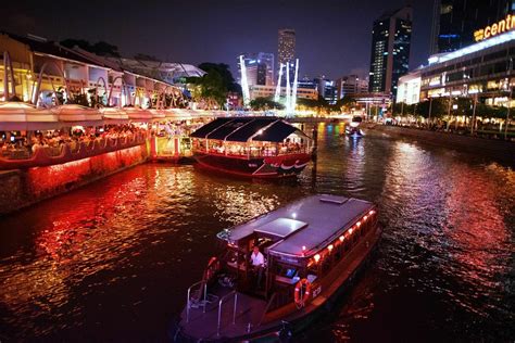 新加坡滨海湾金沙的4k视频鸟瞰图。—高清视频下载、购买_视觉中国视频素材中心