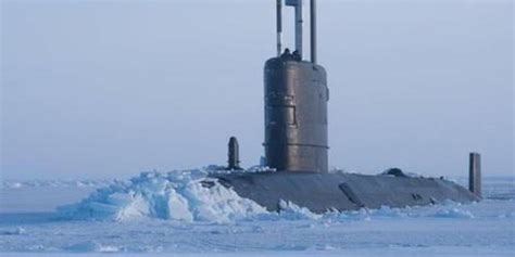 英国海军核潜艇指挥官无视禁令，允许船员封锁期间开派对_手机新浪网