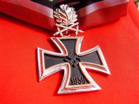 德国铁十字勋章中最高级别的勋章，历史上只有一个人获得过！|勋章|德国|级别_新浪新闻