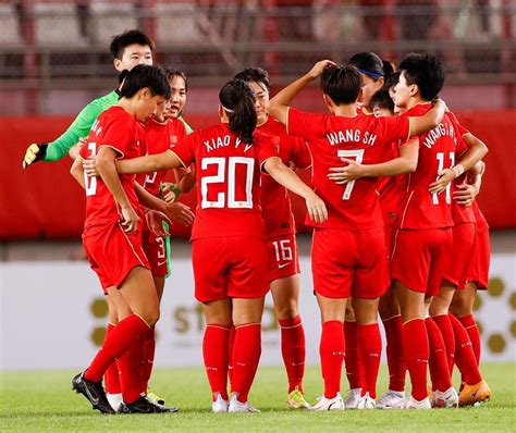 7-1！中国女足球员唐佳丽、张馨双响炮，中国女足出线毫无悬念|中国女足|女足|唐佳丽_新浪新闻