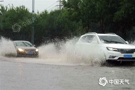 河南安阳22日遭暴雨：共转移11万多人，有河段漫堤正抢险_凤凰网视频_凤凰网