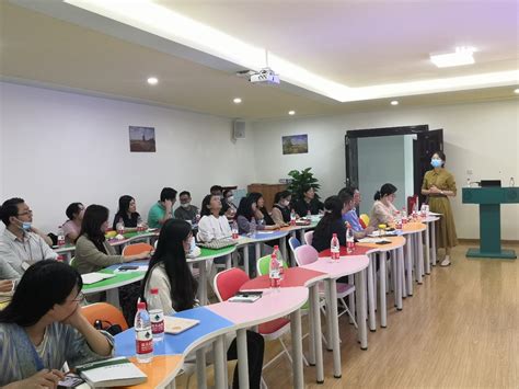 《心理学与自我成长》集体备课会成功召开-中国地质大学本科生院