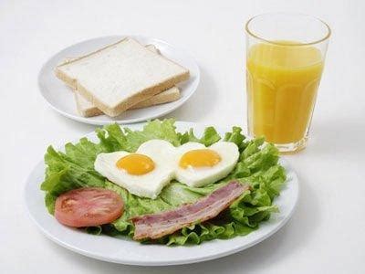 感冒可以吃鸡蛋吗(感冒不能吃鸡蛋？而且一天只能吃一个鸡蛋？) | 说明书网