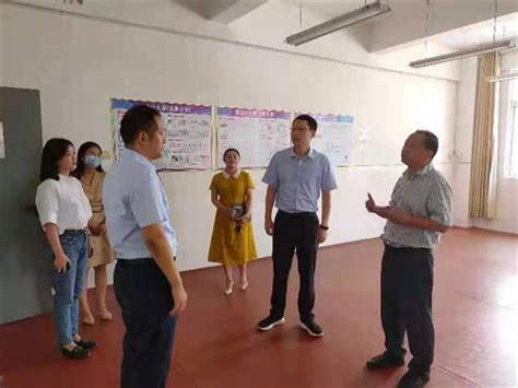 团安庆市委领导莅临宿松中学调研指导工作