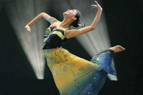 【中国舞蹈知识】汉族民间舞蹈的种类和特点 - Powered by Discuz!