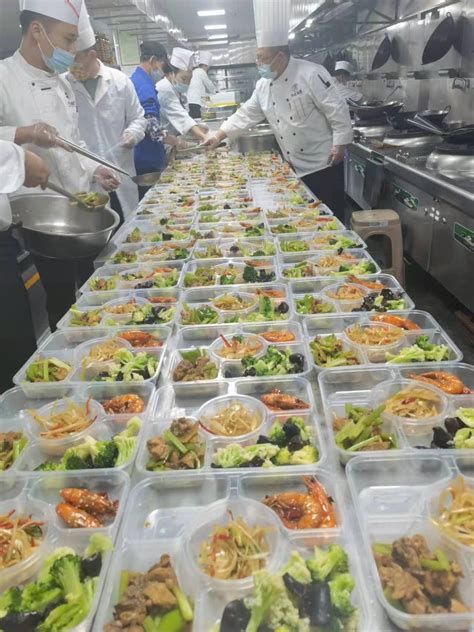 中国团餐的发展历程和经营模式分析-上海中膳食品科技有限公司