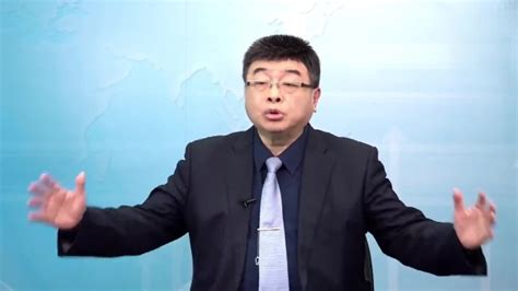 邱毅赴大陆接种新冠疫苗，表示“我是中国人，选择回老家施打”_凤凰网视频_凤凰网