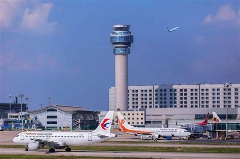 新疆机场集团运管委完成全国首个远程塔台新技术系统升级改造工作 - 中国民用航空网