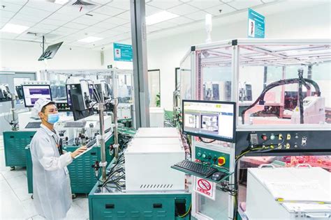 创新驱动，联想武汉产业基地成国内首个ICT认证零碳工厂_手机新浪网