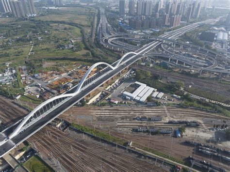 郑州市北三环彩虹桥完成关键检测，将于国庆节前通车