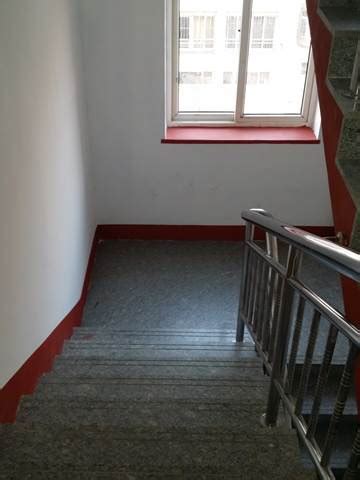 广州富丽花园旧水泥楼梯翻新，墙面刷新，地面翻新案例-高登刷新旧房装修网