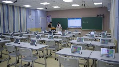 6起学校违规收费被通报：有中学强制学生购平板电脑 每人5998元_凤凰网