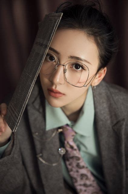 倪美诗图片