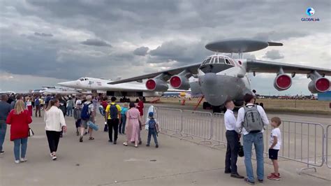 第15届莫斯科航展开幕，俄罗斯新型单发五代战斗机首次亮相_凤凰网视频_凤凰网