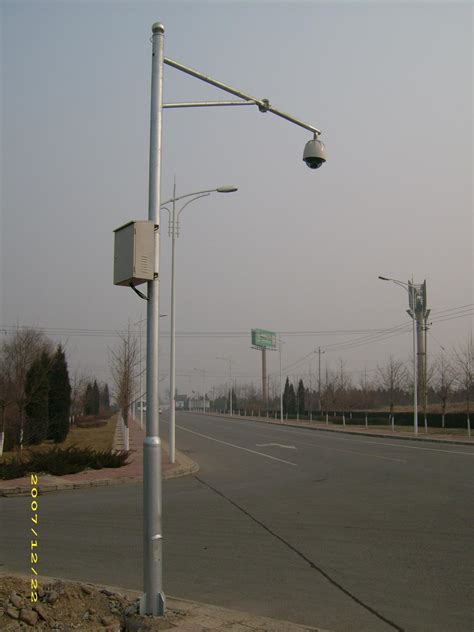 监控杆-扬州市光宇照明有限公司