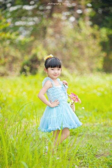 【可爱的小姑娘摄影图片】重庆中央公园人像摄影_太平洋电脑网摄影部落