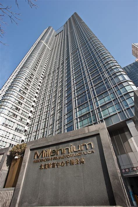 瑞吉酒店公寓顶楼复式3层带4个露台_知寓服务式公寓网