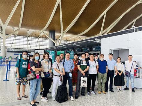 国内跨省团队游重启 上海旅游首发团24人赴吉林松原_手机新浪网