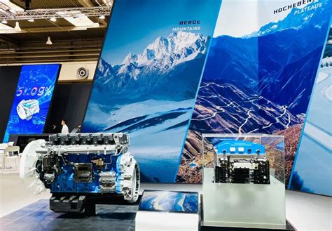 中国重汽·潍柴动力联合发布全国首台商业化氢内燃机重卡 - 提加商用车网