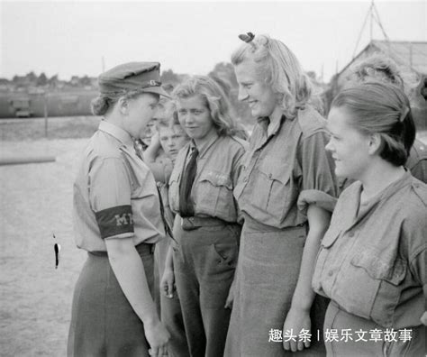 二战时期英姿飒爽的苏联女兵 - 派谷照片修复翻新上色