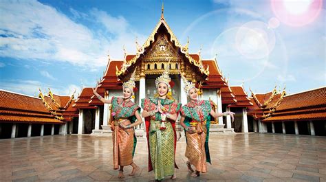 泰国气质女神Aff优雅造型盘点_巴拉排行榜