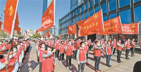 联合动力党总支隆重举行党员突击队授旗仪式